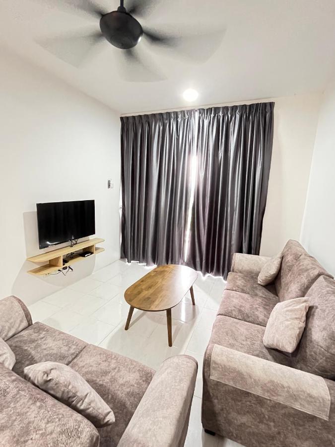 Cameron 1Room Apartment @ Emerald Avenue Бринчанг Экстерьер фото