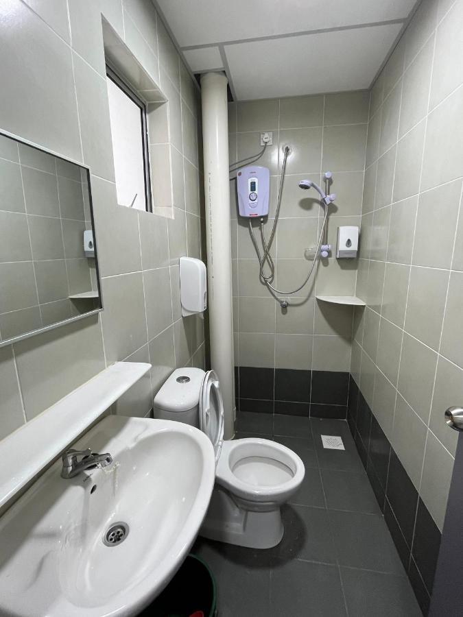 Cameron 1Room Apartment @ Emerald Avenue Бринчанг Экстерьер фото